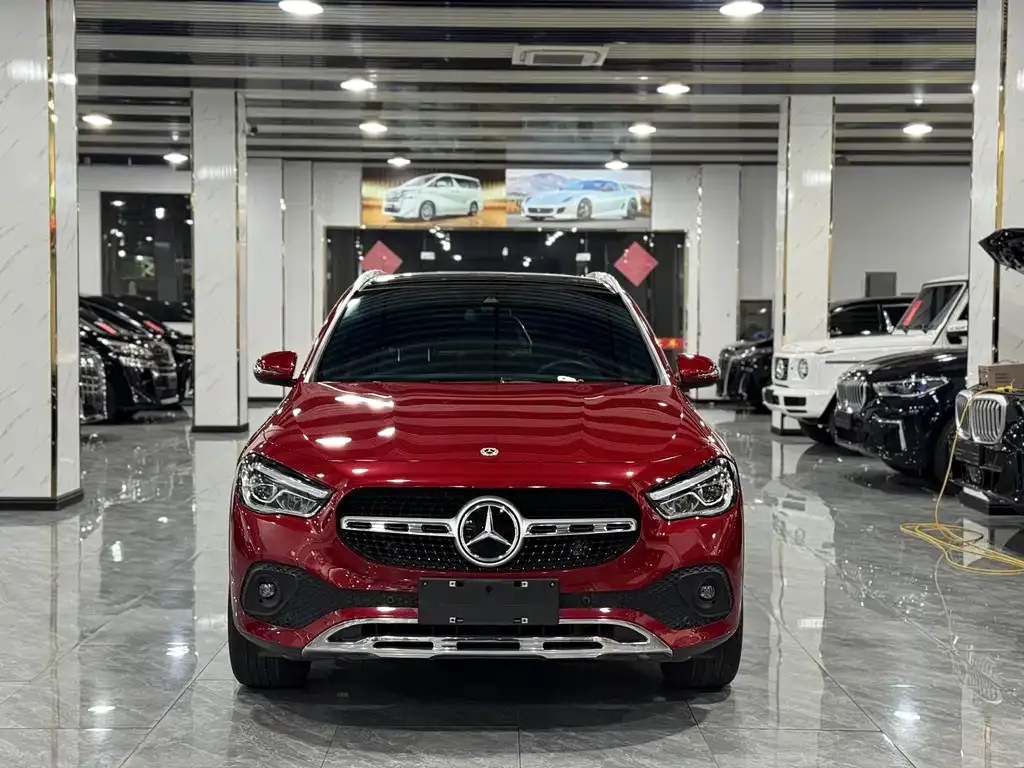 Mercedes-Benz GLA — фото 8