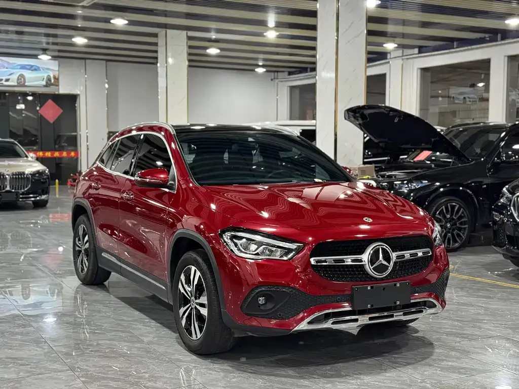Mercedes-Benz GLA — фото 4