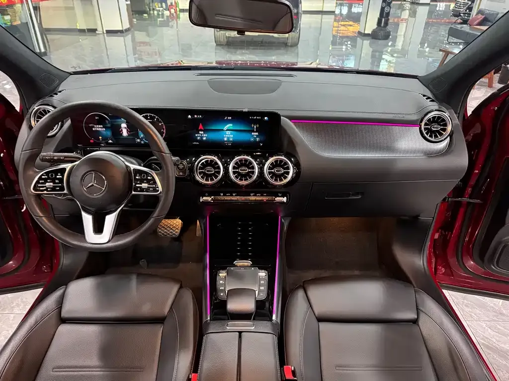 Mercedes-Benz GLA — фото 10