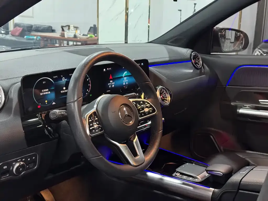 Mercedes-Benz GLA — фото 3
