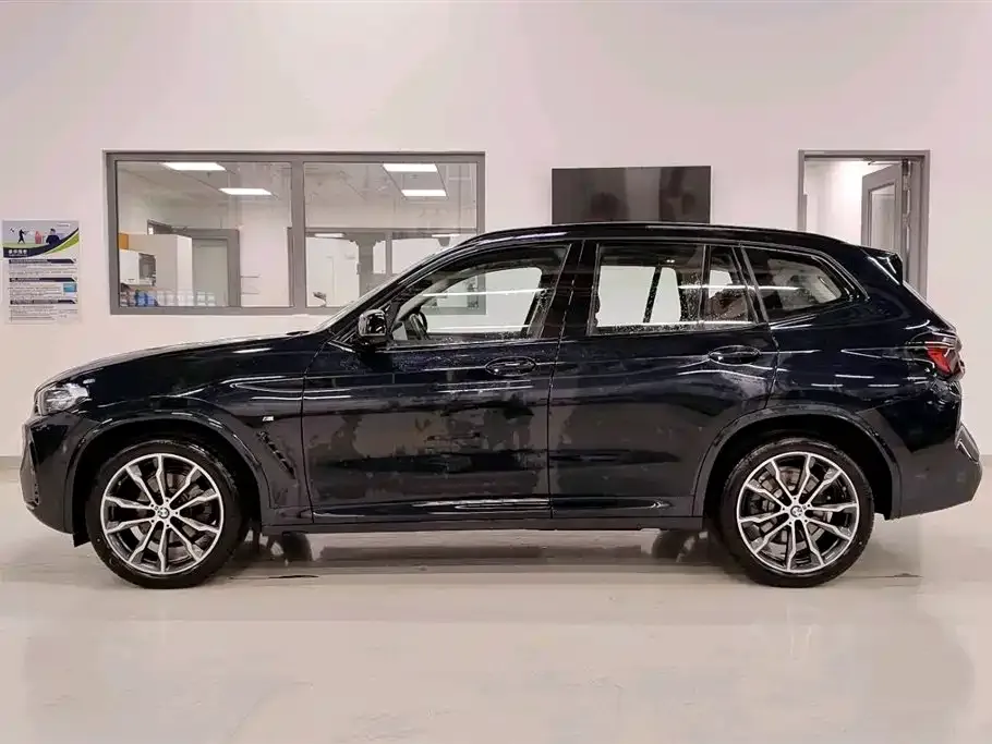 BMW X3 — фото 9