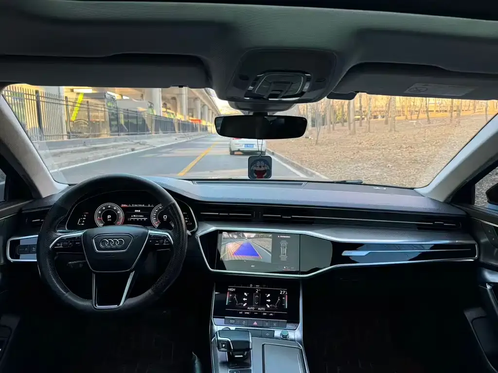 Audi A6L 2021 из CN, фото 6