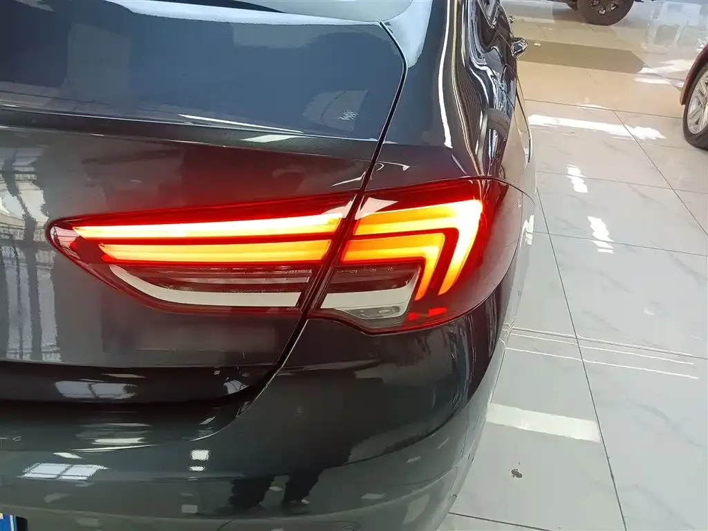 Buick Regal 2022 из CN, фото 3