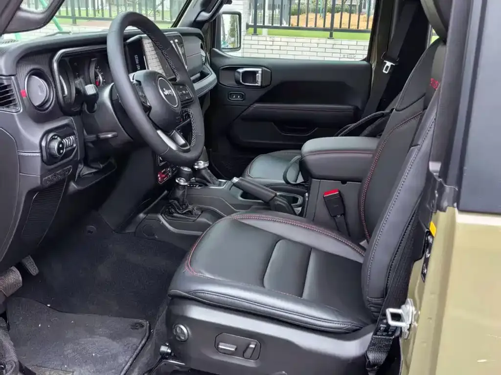 Jeep Wrangler 2025 из CN, фото 4