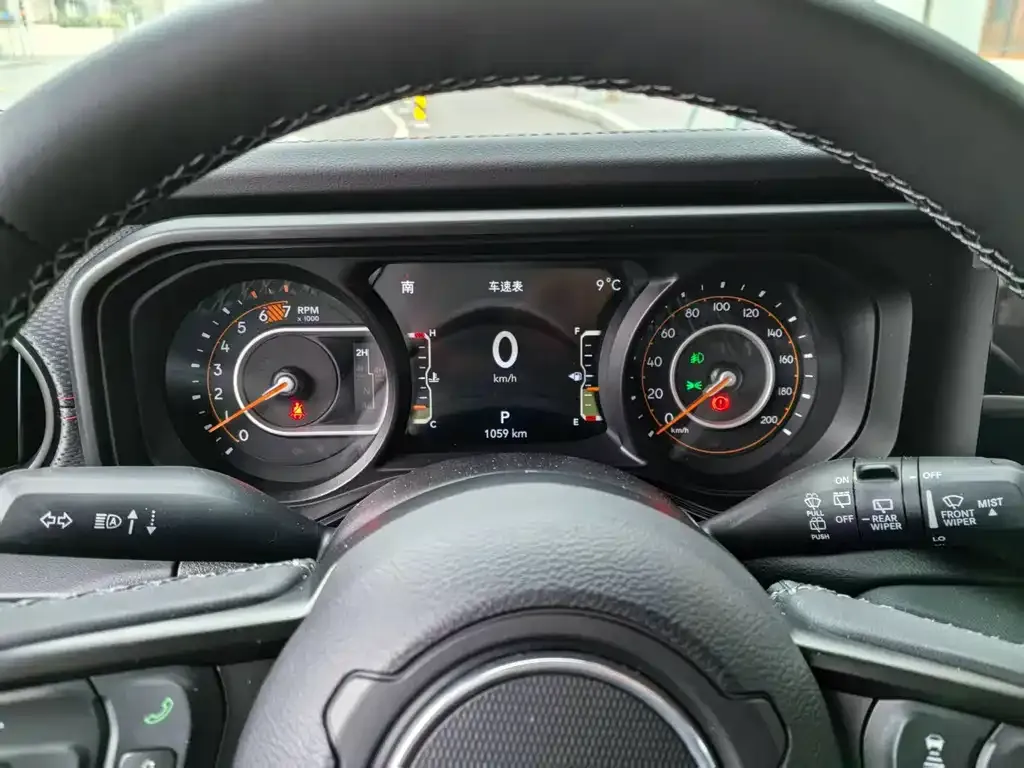 Jeep Wrangler 2025 из CN, фото 2