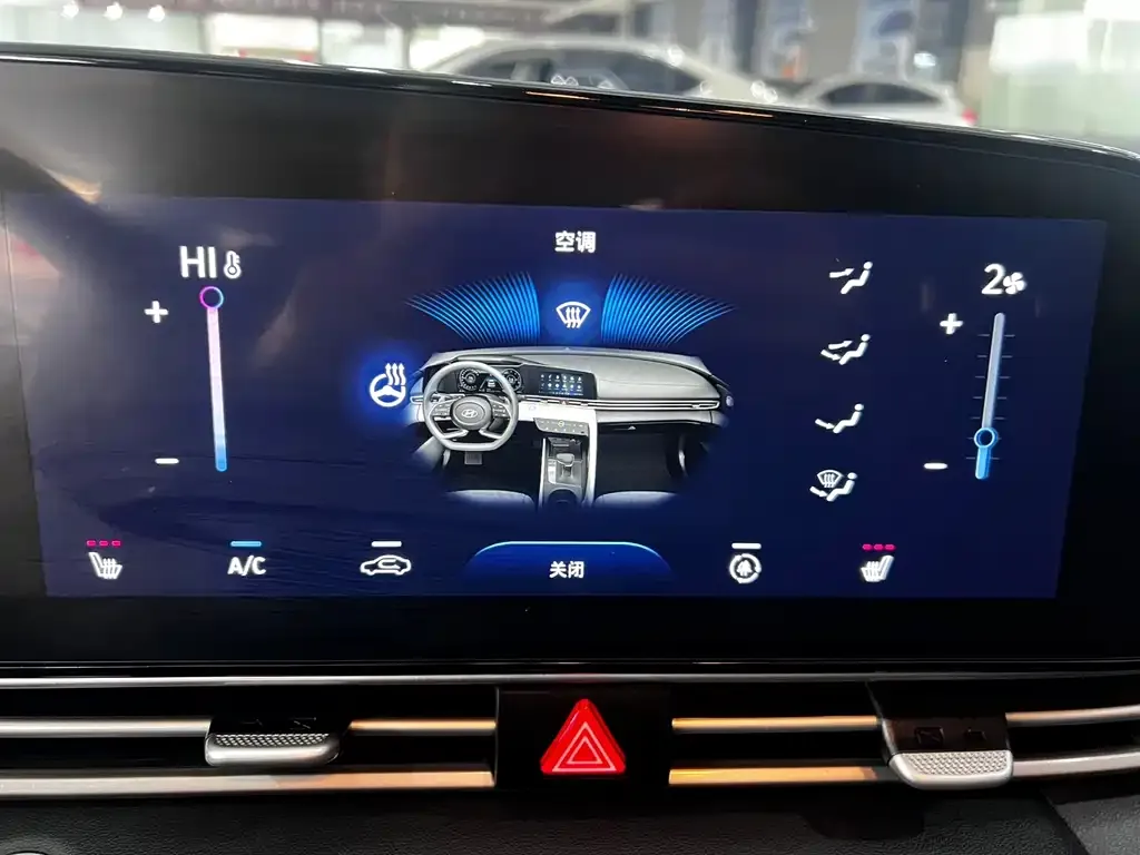 Hyundai Elantra 2024 из CN, фото 2