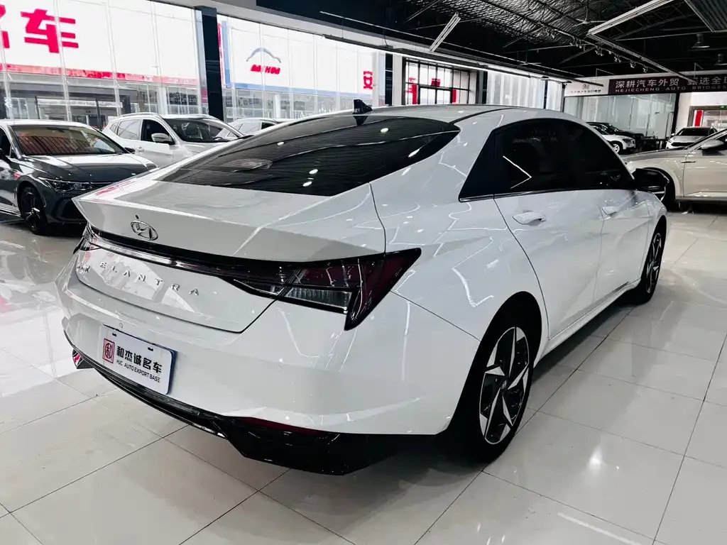 Hyundai Elantra 2024 из CN, фото 7