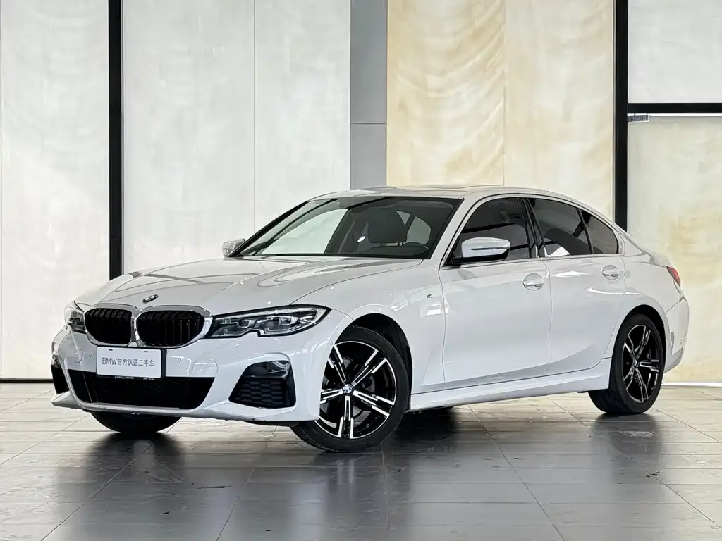 BMW 3 Series 2021 из CN, фото 1