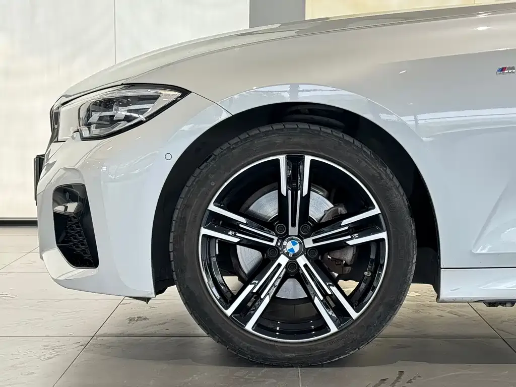 BMW 3 Series 2021 из CN, фото 8