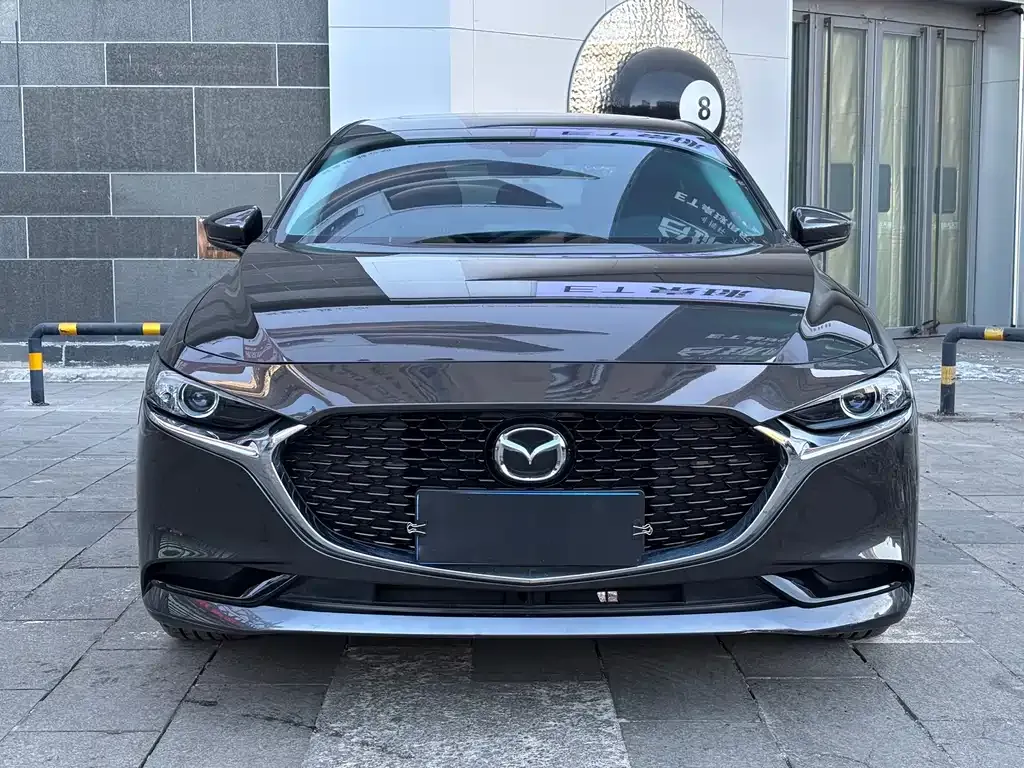 Mazda 3 Axela 2023 из CN, фото 5