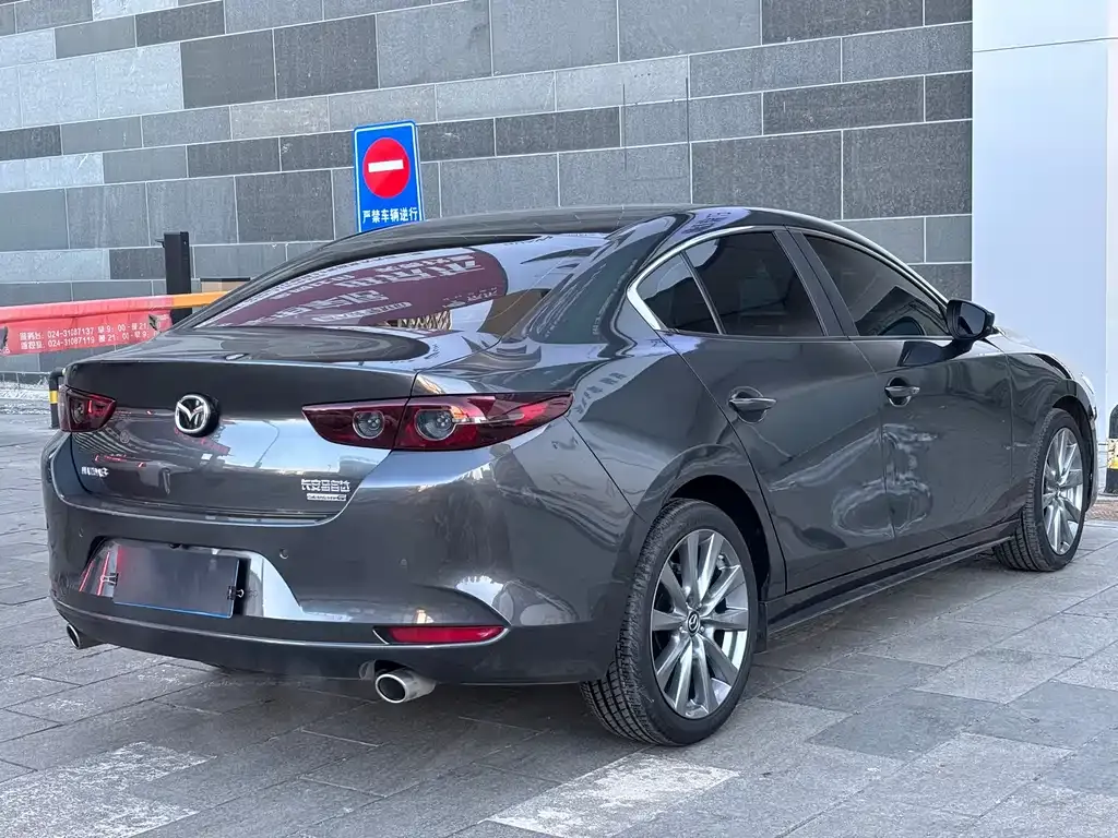 Mazda 3 Axela 2023 из CN, фото 3