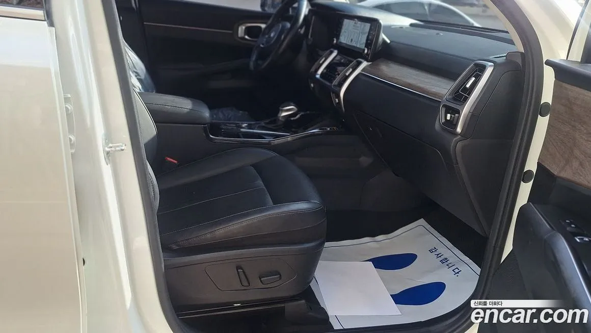 Kia Sorento — фото 3