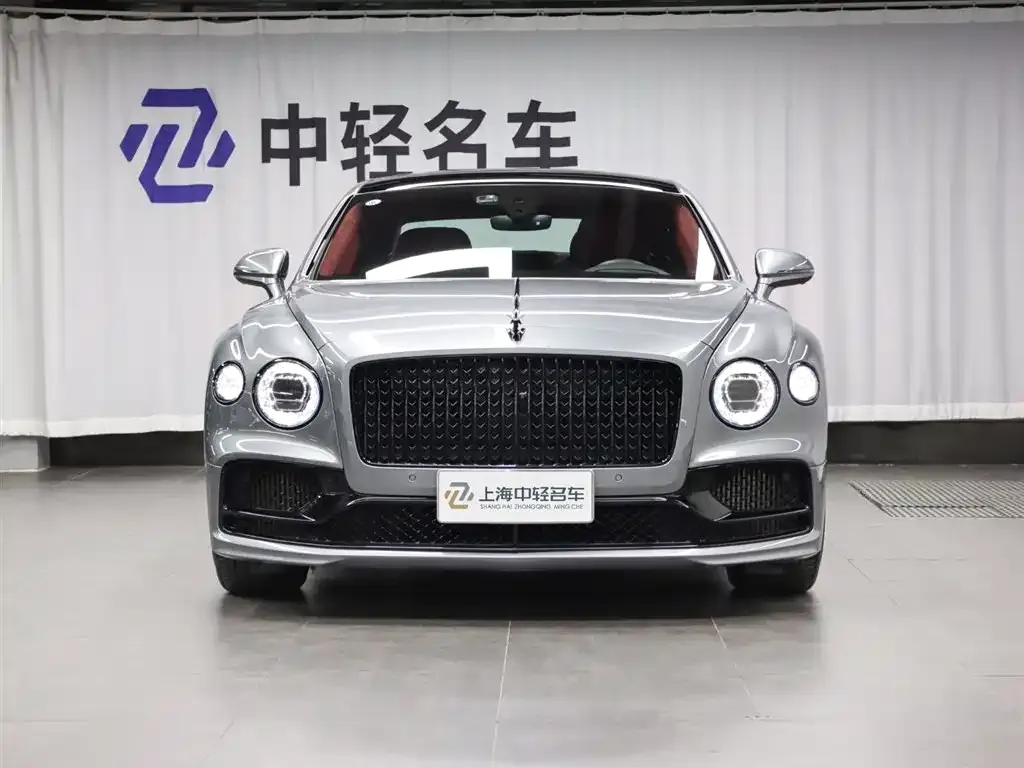 Bentley Flying Spur — фото 3