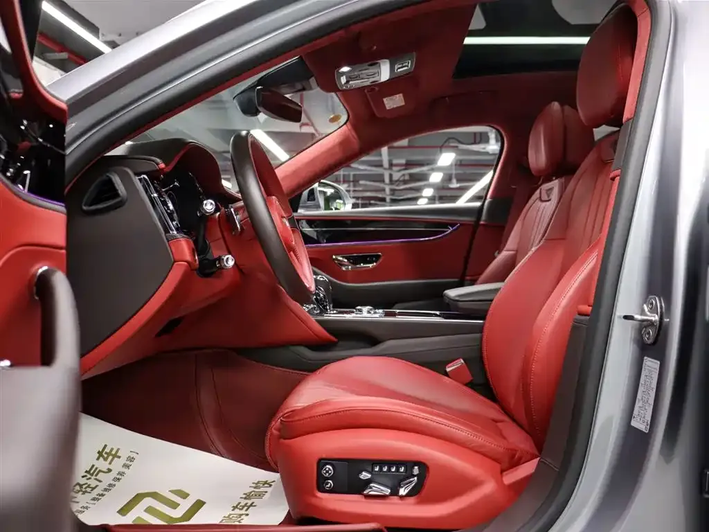 Bentley Flying Spur — фото 7