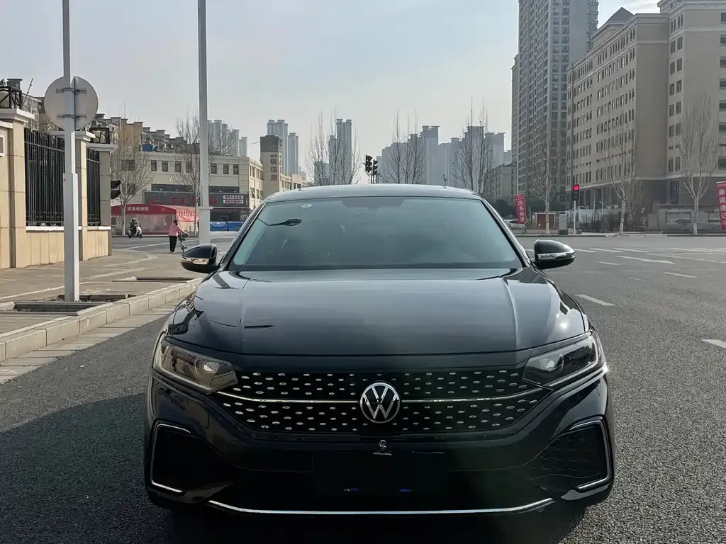 Volkswagen Passat — фото 3