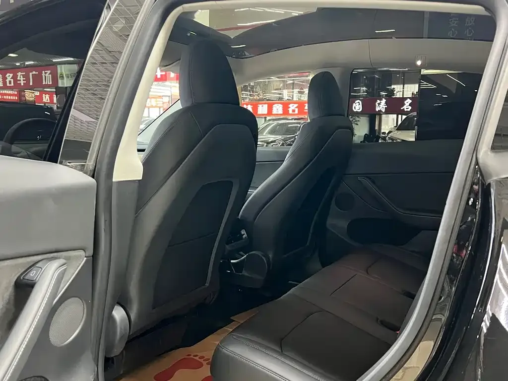 Tesla Model Y 2022 из CN, фото 9
