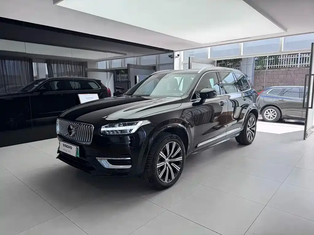 Volvo XC90 PHEV 2023 из CN, фото 1