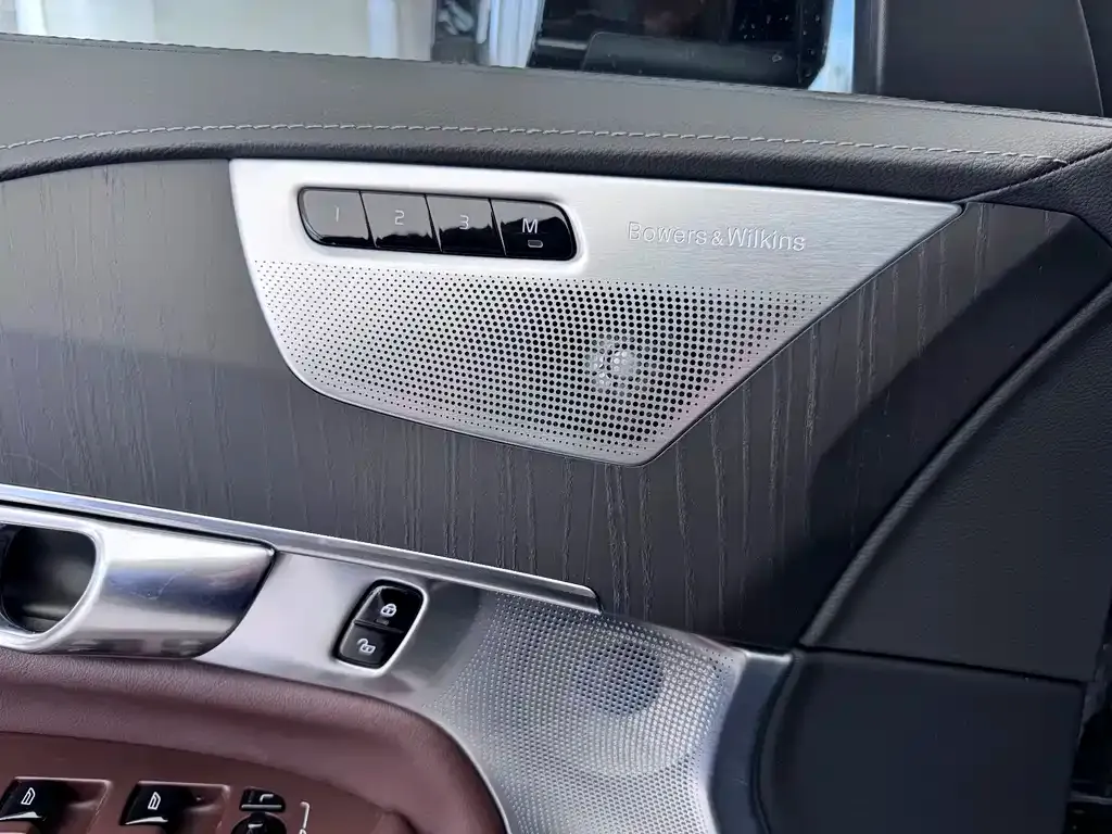 Volvo XC90 PHEV 2023 из CN, фото 9