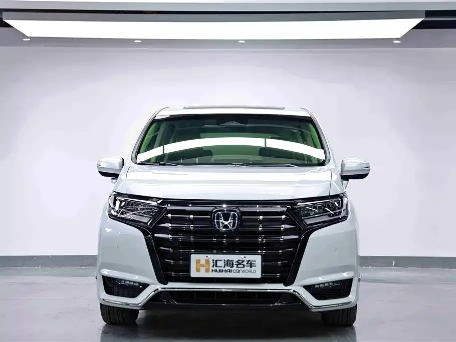 Honda Elysion 2024 из CN, фото 3