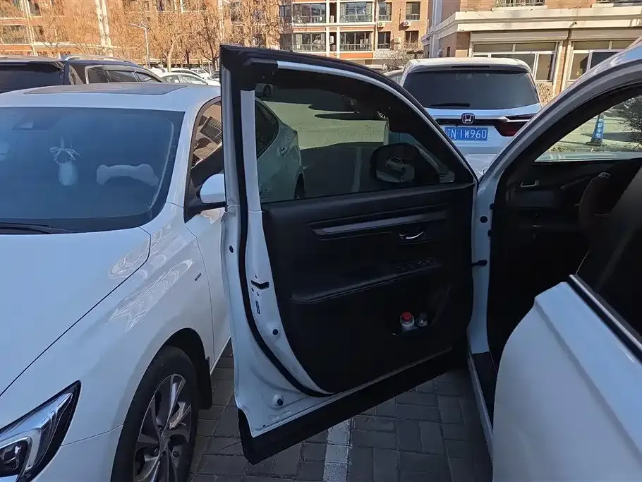 Honda CR-V 2022 из CN, фото 3