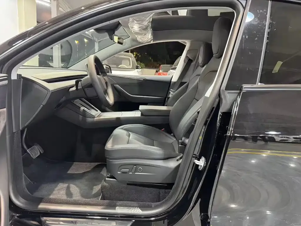 Tesla Model Y 2026 из CN, фото 7