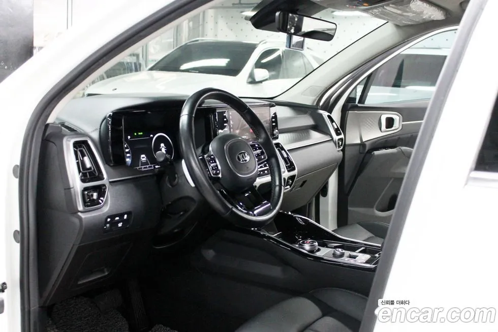 Kia Sorento — фото 4