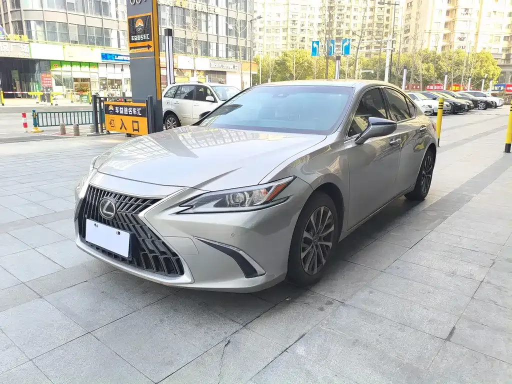 Lexus ES 2022 из CN, фото 1