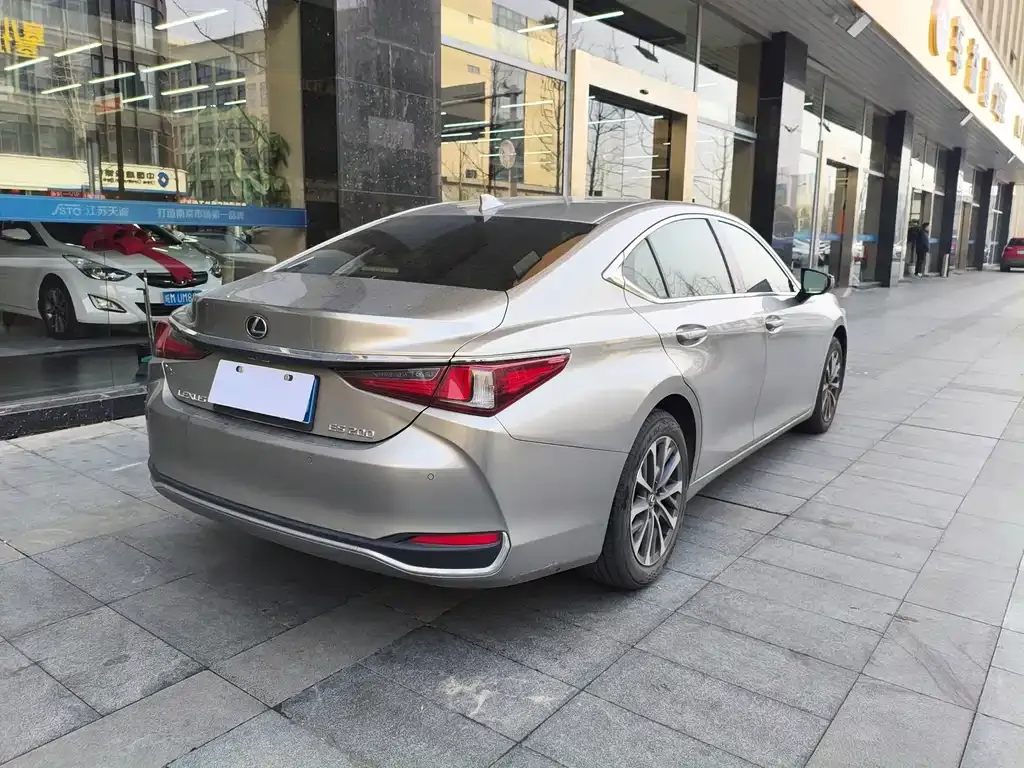 Lexus ES 2022 из CN, фото 7