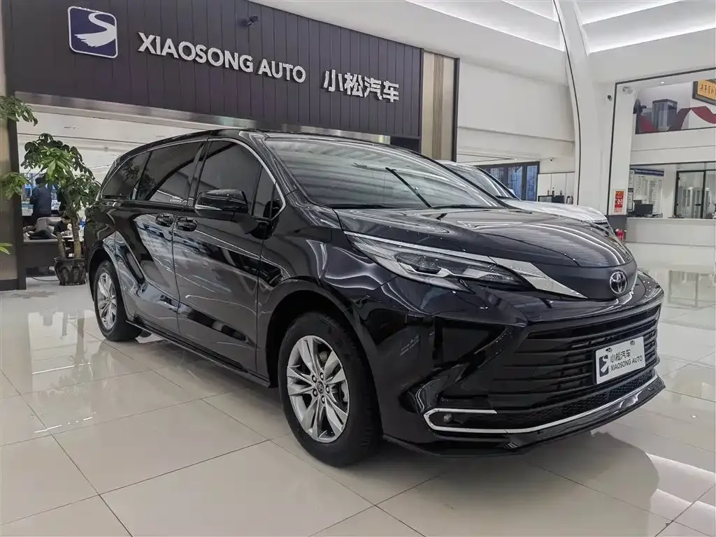 Toyota Sienna 2024 из CN, фото 6
