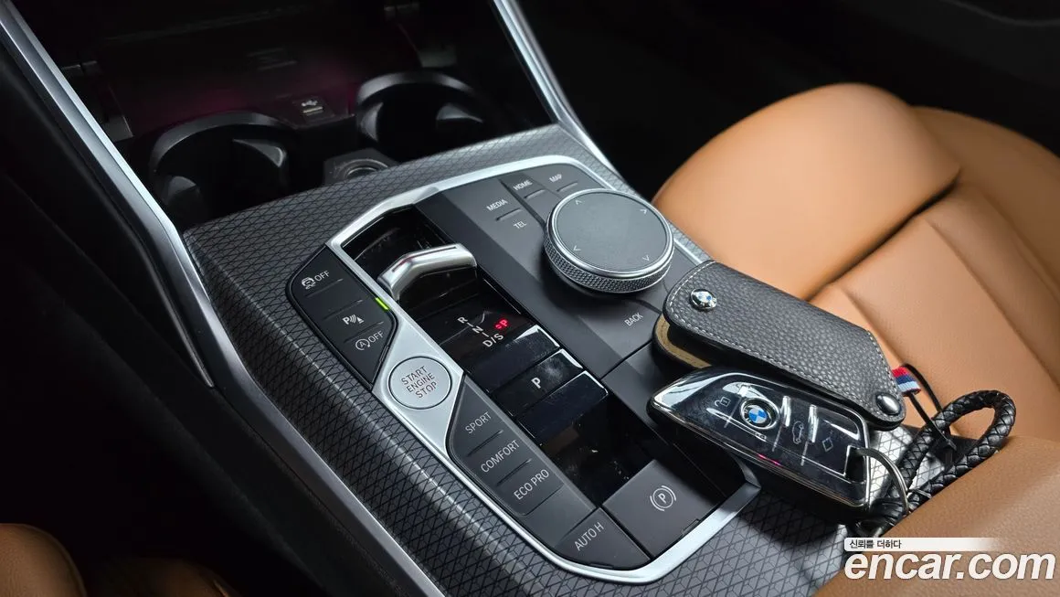 BMW 3-Series 2023 из KR, фото 8
