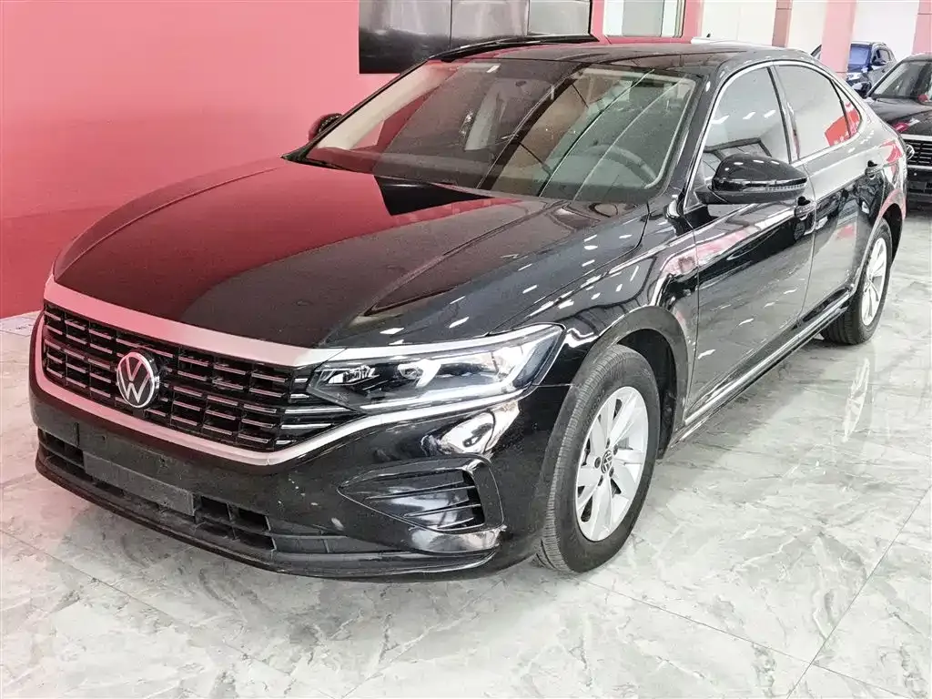 Volkswagen Passat 2023 из CN, фото 1