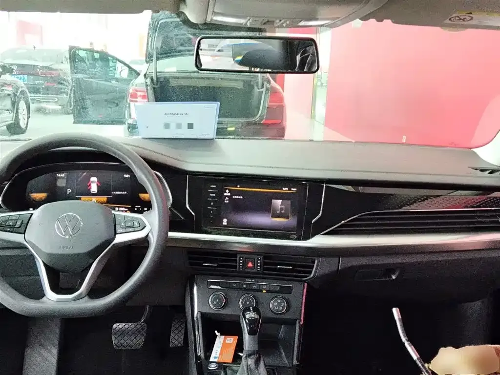 Volkswagen Passat 2023 из CN, фото 7