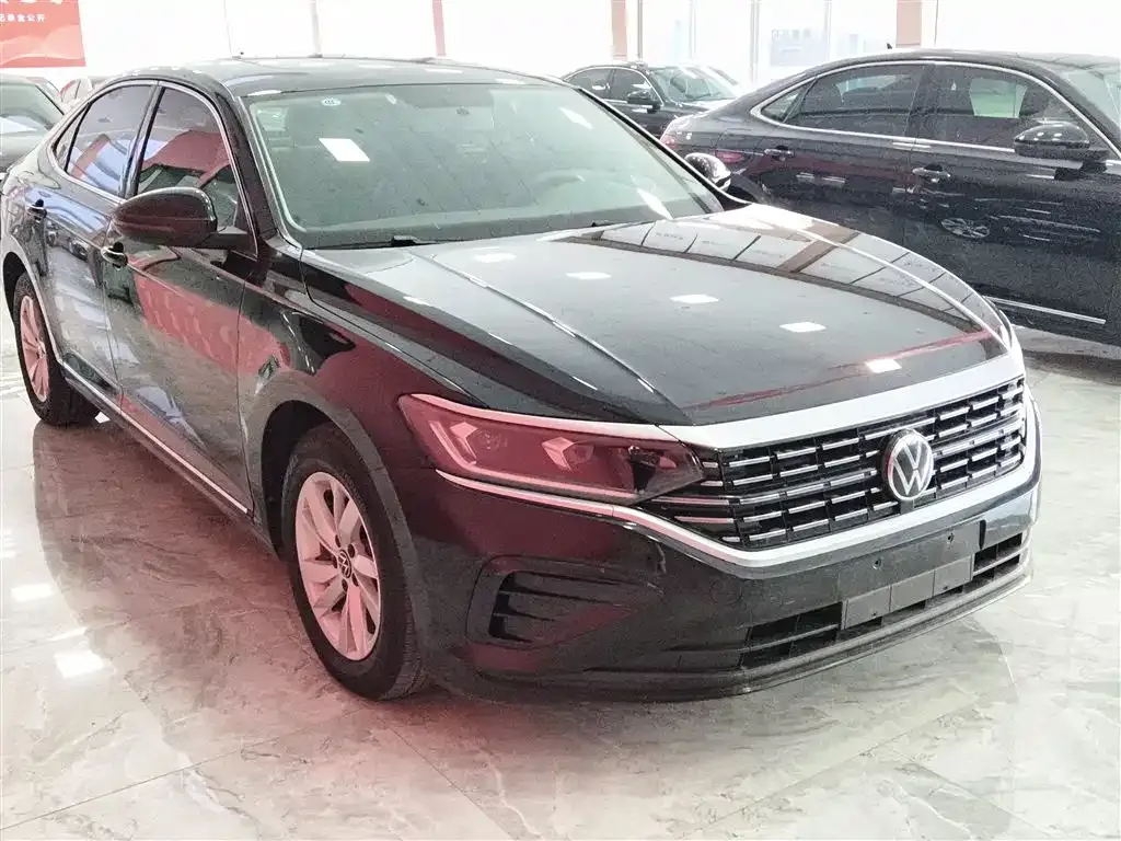 Volkswagen Passat 2023 из CN, фото 2