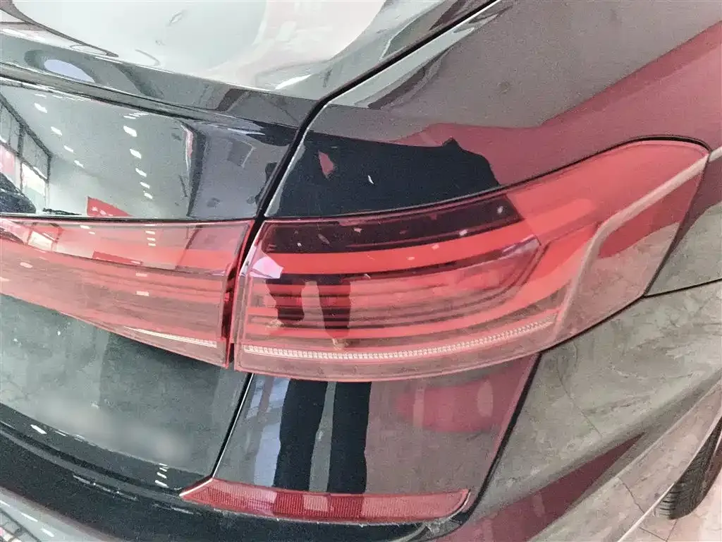 Volkswagen Passat 2023 из CN, фото 4