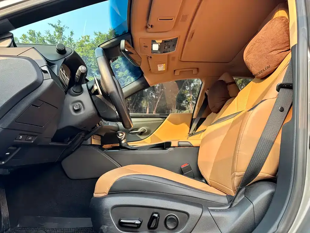 Lexus ES 2023 из CN, фото 8