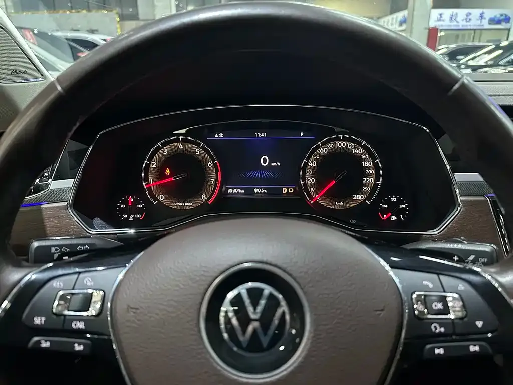 Volkswagen Phideon 2023 из CN, фото 2