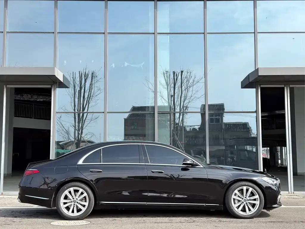 Mercedes-Benz S-Class 2025 из CN, фото 3
