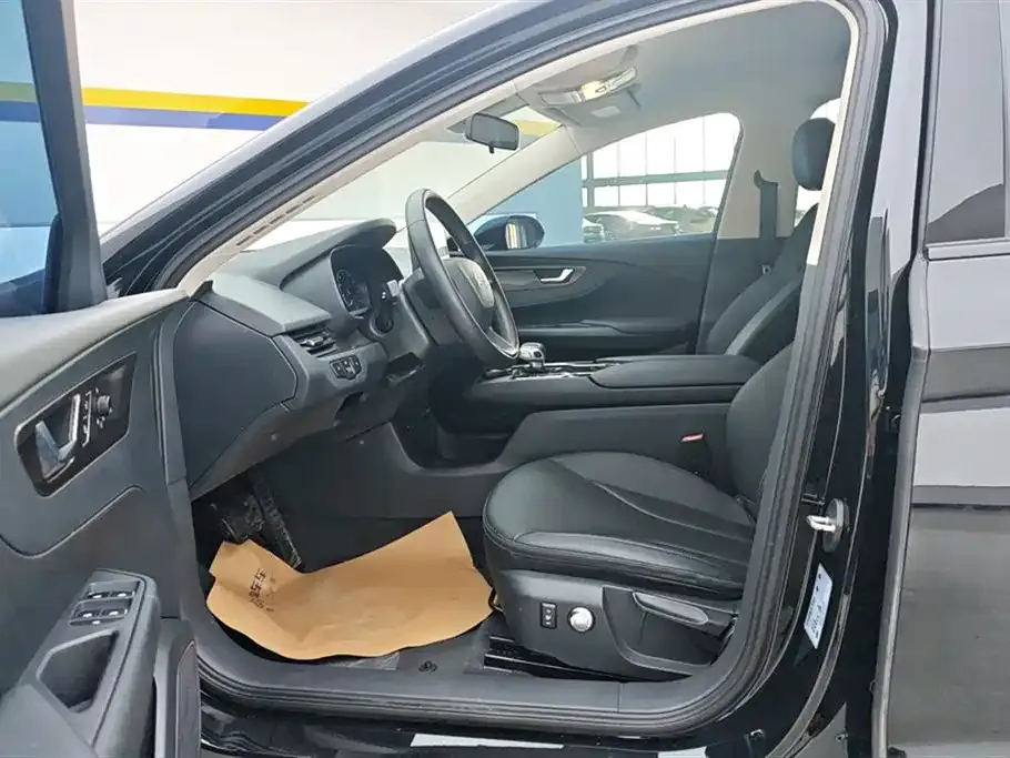 Hongqi E-QM5 2023 из CN, фото 6