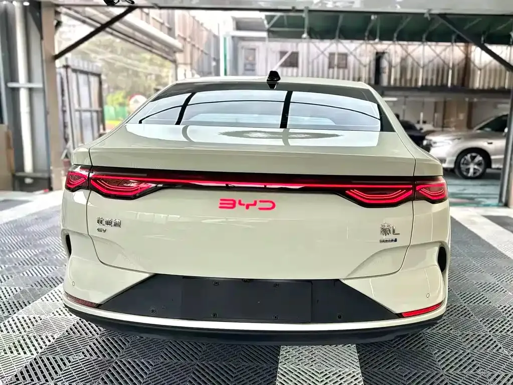 BYD Qin L 2025 из CN, фото 4