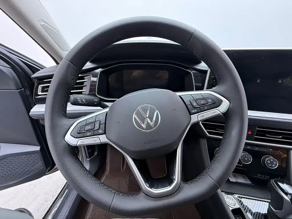 Volkswagen Sagitar 2023 из CN, фото 8