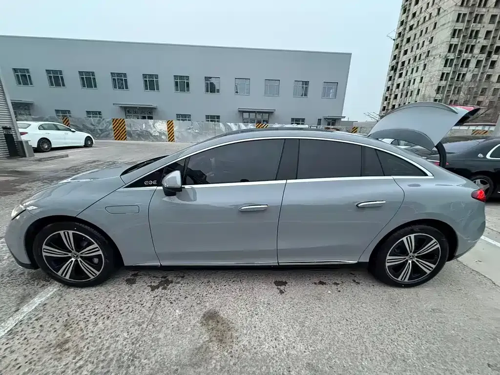 Mercedes-Benz EQE 2025 из CN, фото 8