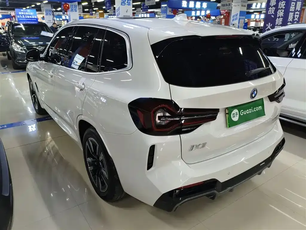 BMW iX3 2025 из CN, фото 5