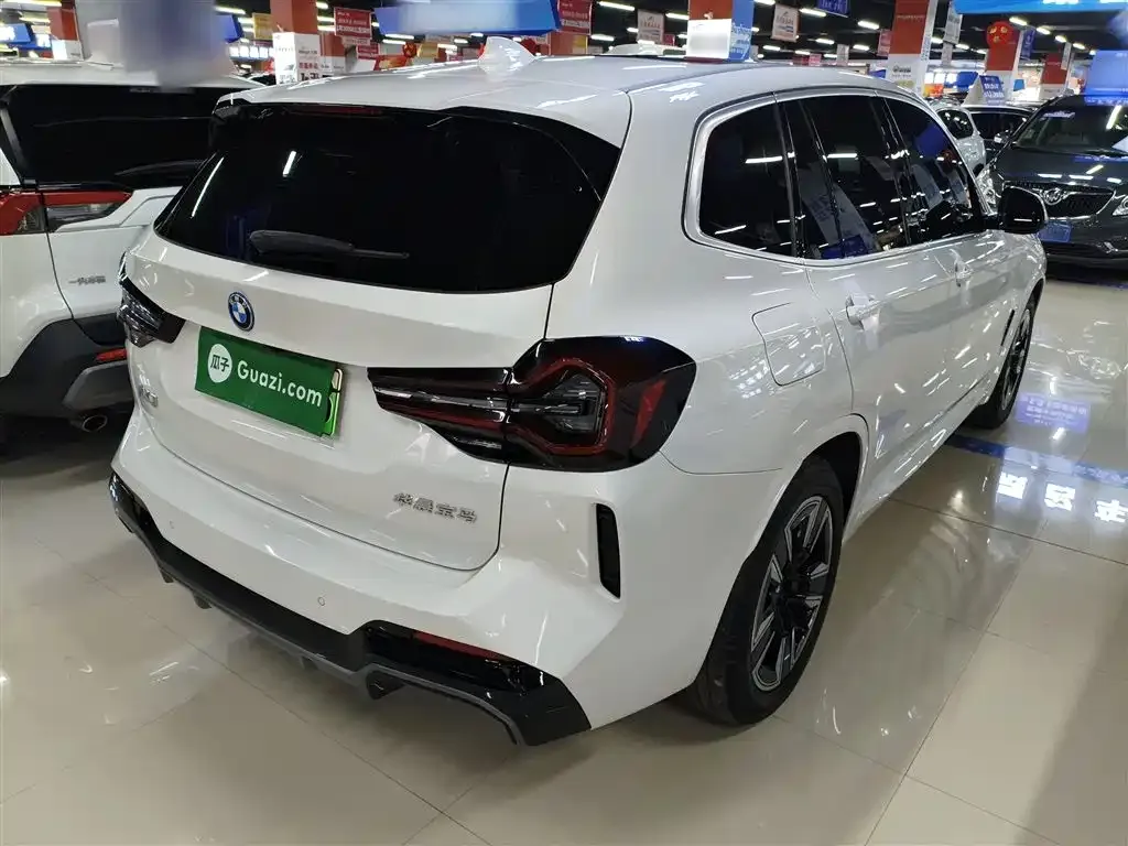 BMW iX3 2025 из CN, фото 9
