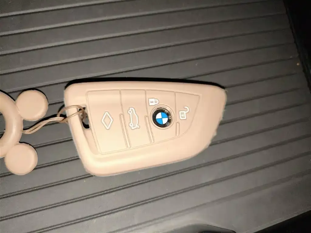 BMW iX3 2025 из CN, фото 2