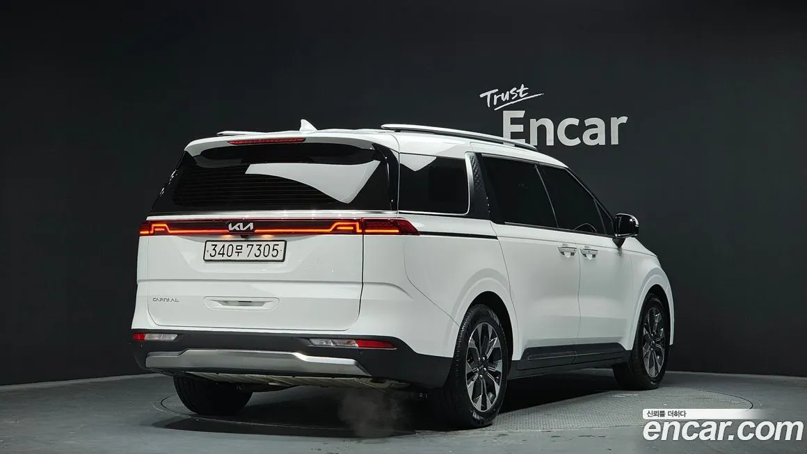 Kia Carnival — фото 2