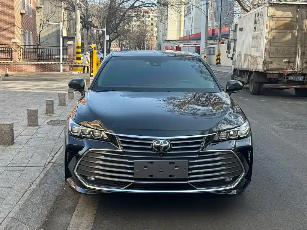 Toyota Avalon — фото 5