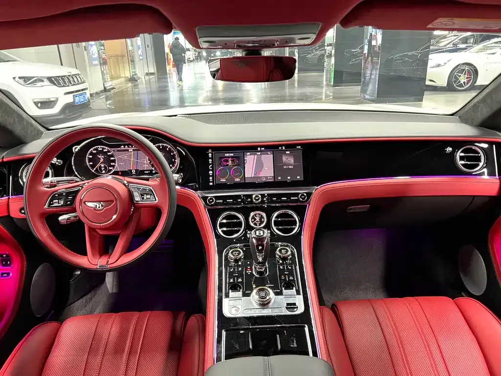 Bentley Continental 2021 из CN, фото 9