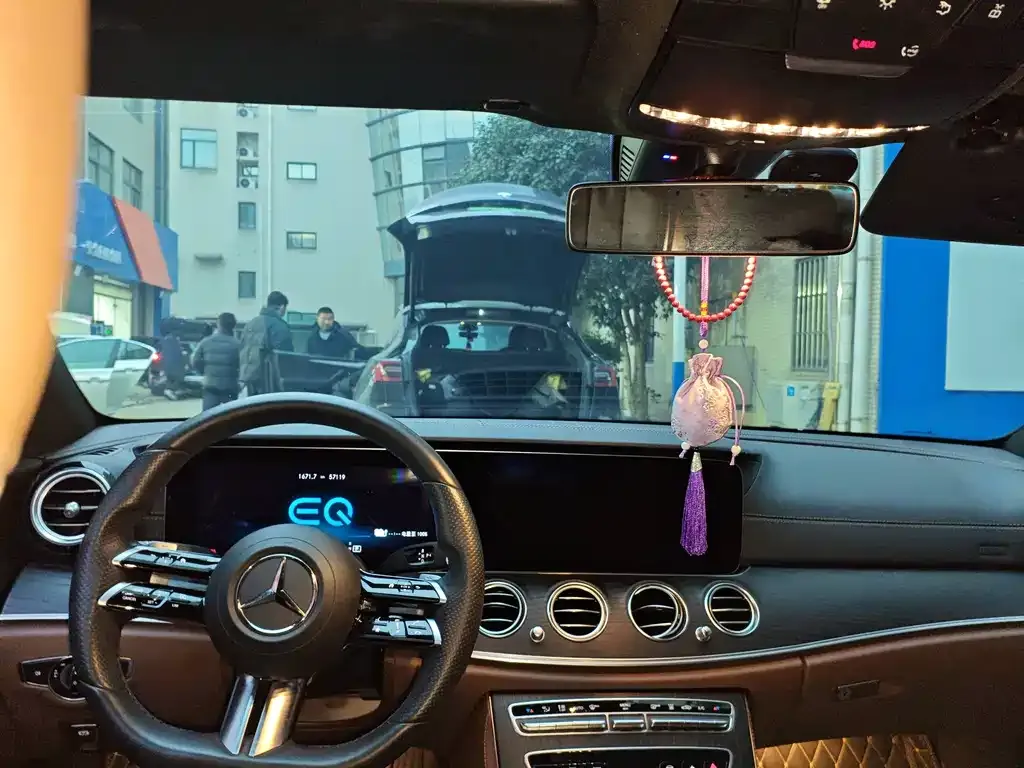 Mercedes-Benz E-Class New Energy 2021 из CN, фото 3