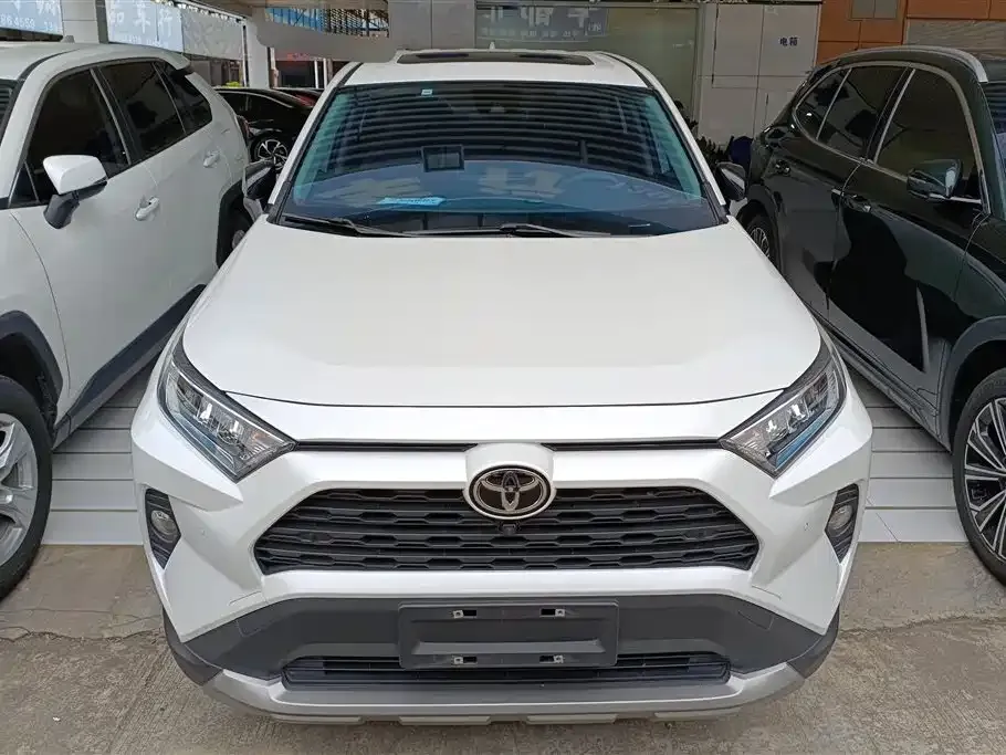 Toyota RAV4 2022 из CN, фото 6