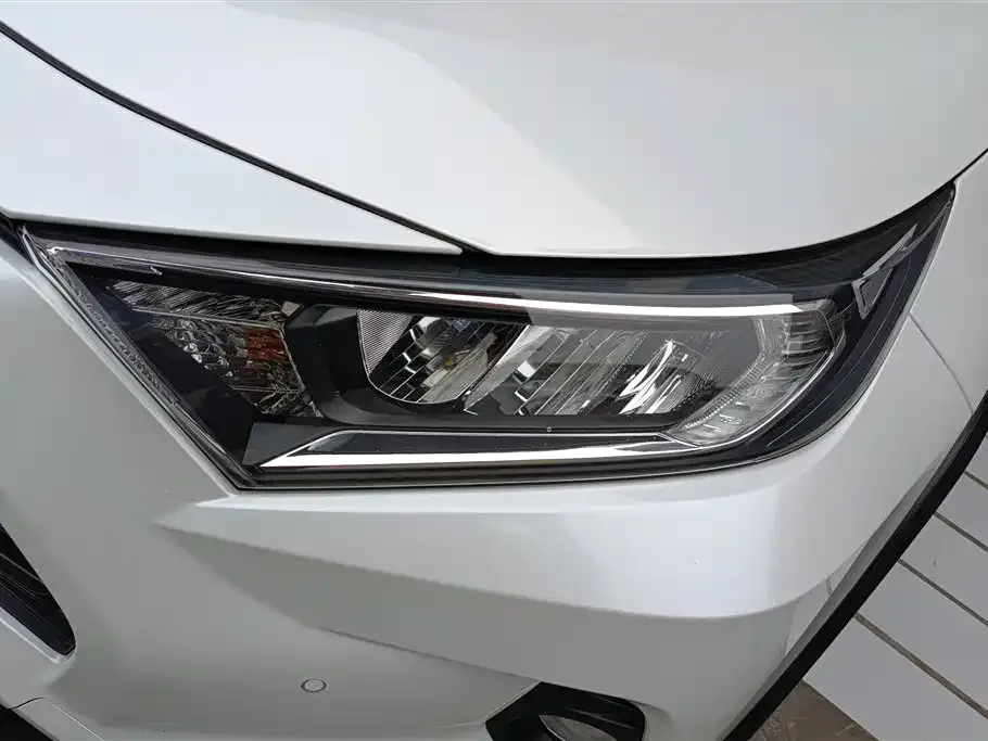 Toyota RAV4 2022 из CN, фото 7